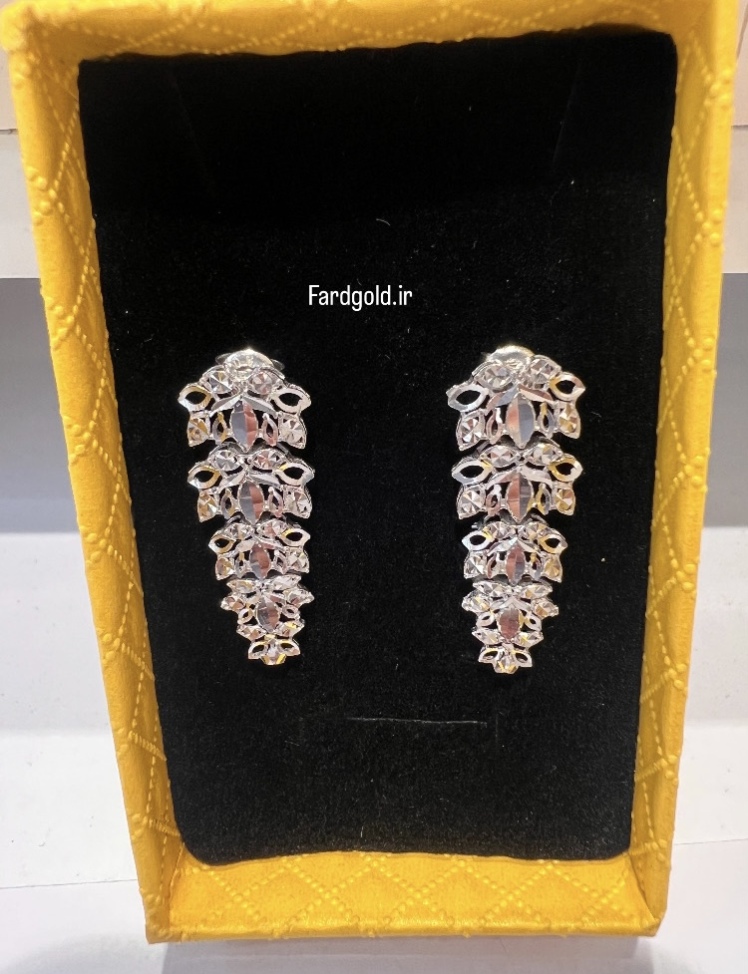 گوشواره طلا سفید مدل تراش طلای 18 عیار کد X60611