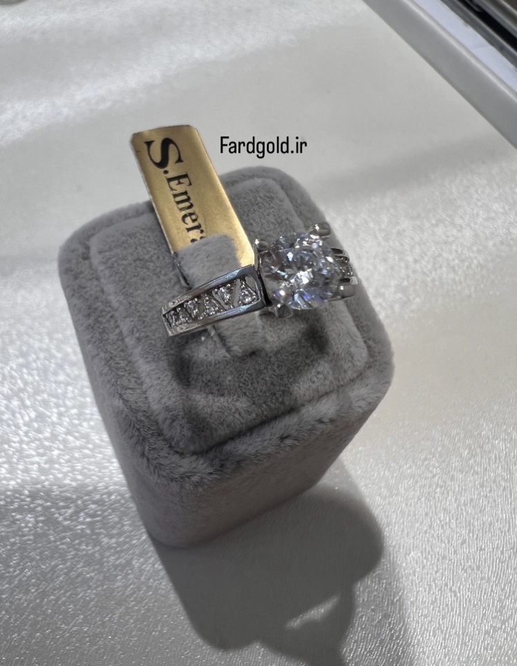 انگشتر طلا سفید امرالد طلای 18 عیار کد X60634