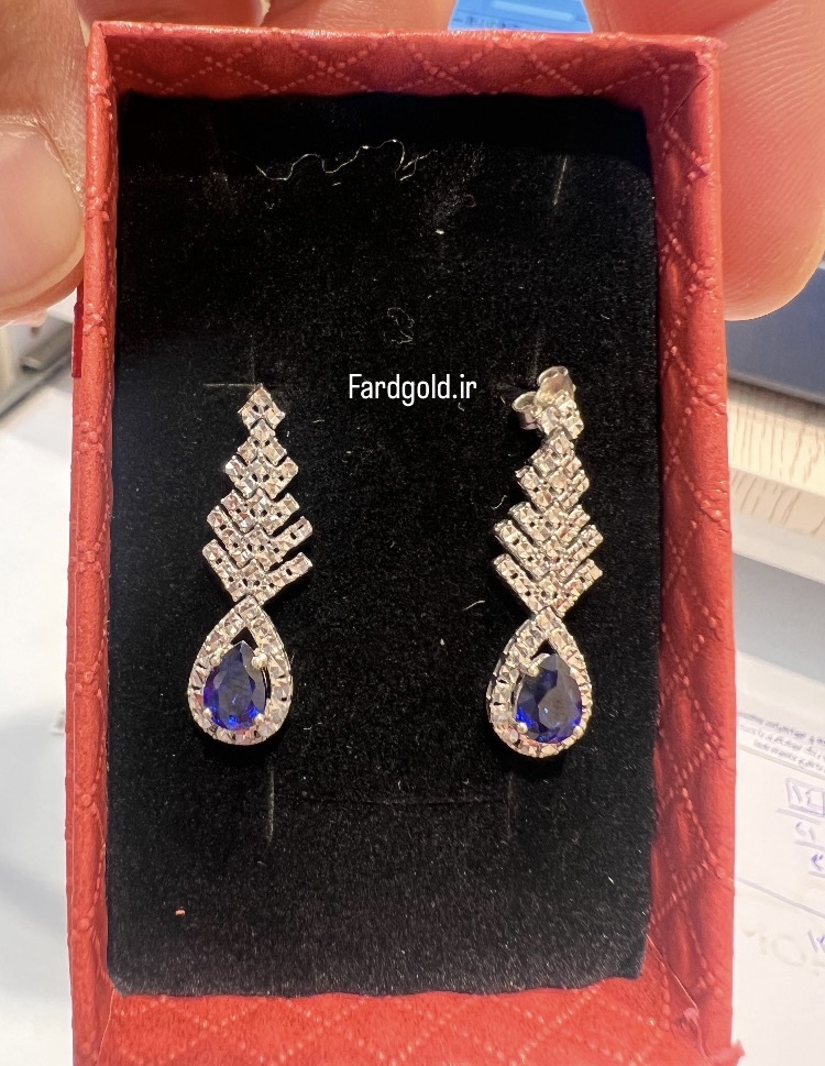  گوشواره طلا تراش یاقوت کبود اتمی طلای 18 عیار با کسر وزن یاقوت کد X60619 