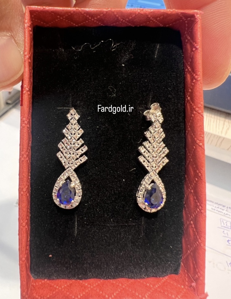 گوشواره طلا تراش یاقوت کبود اتمی طلای 18 عیار با کسر وزن یاقوت کد X60619